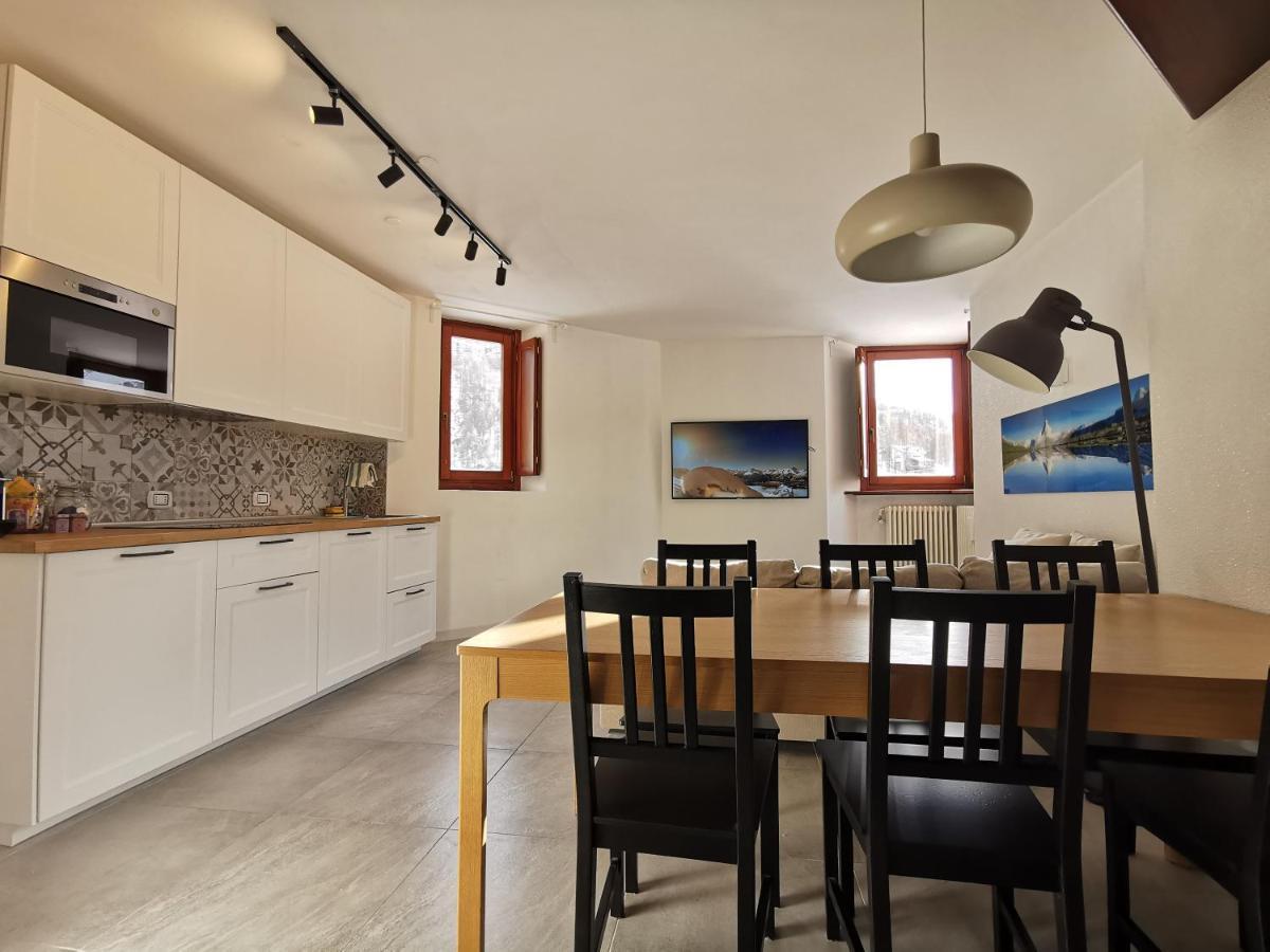 Aura Snowy Peaks Apartment At The Foot Of The Matterhorn - Cerviniaholidays-Com Breuil-Cervinia Εξωτερικό φωτογραφία